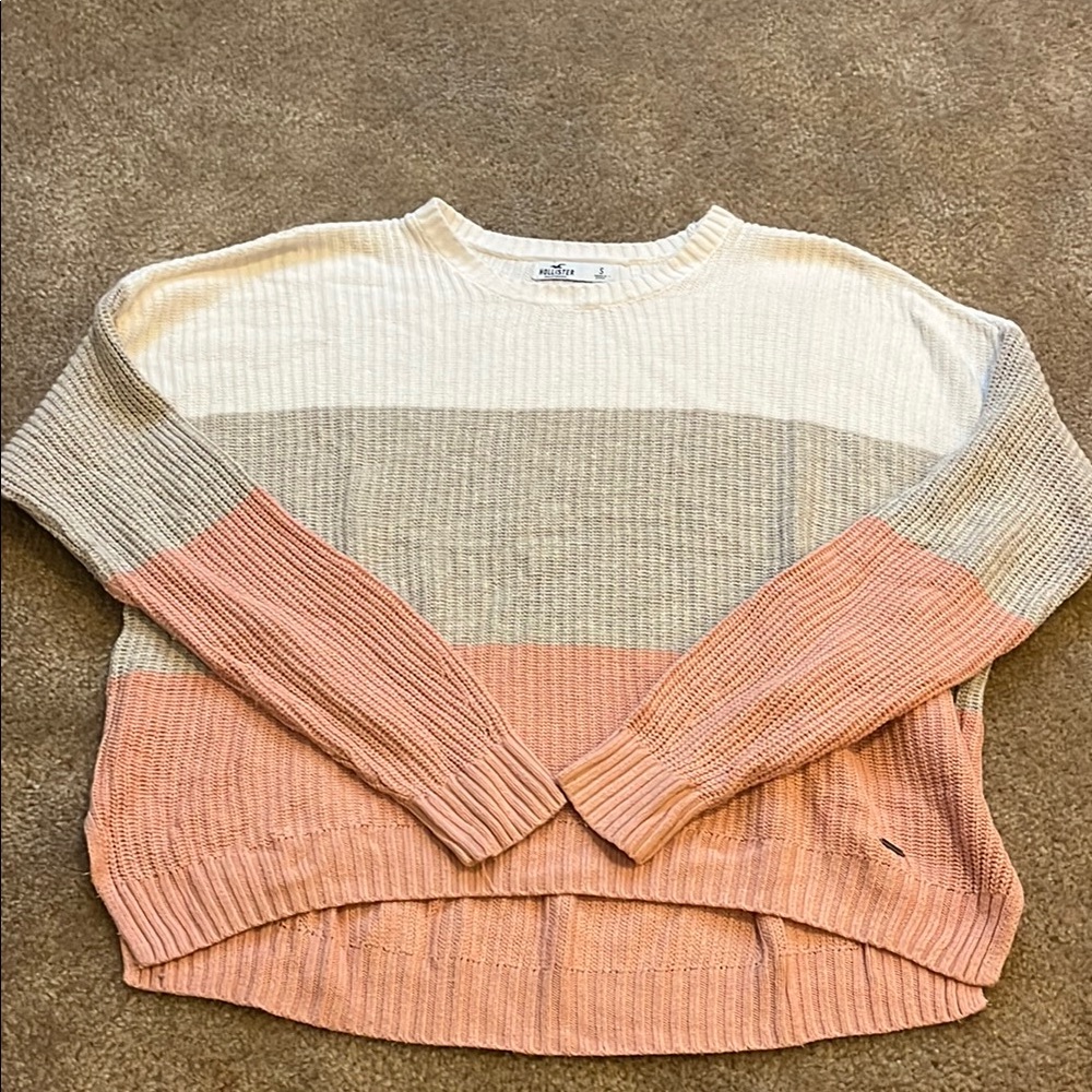 Hollister Crew Neck Sweater
